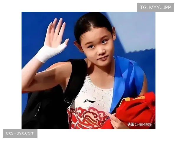 张家齐训练完偷偷吃炸鸡被拍，这届跳水冠军也扛不住深夜碳水诱惑？